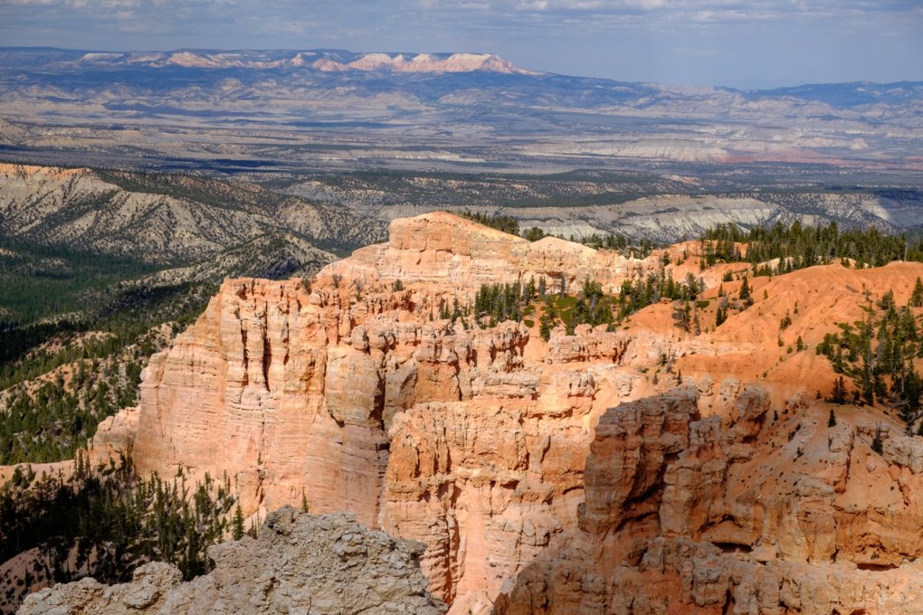 View from Rainbow Point in Bryce Canyon View from Rainbow Point in Bryce Canyon
